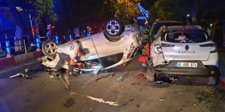 Avtomobil aşdı:5 yaralı