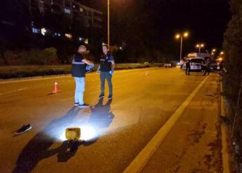 Avtomobil 21 yaşlı gənci vurdu