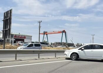 İki avtomobil toqquşdu: 6 yaralı