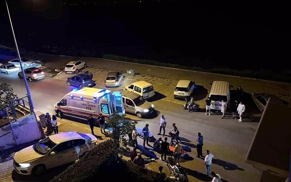 Motosiklet və minik avtomobili toqquşdu: 2 yaralı