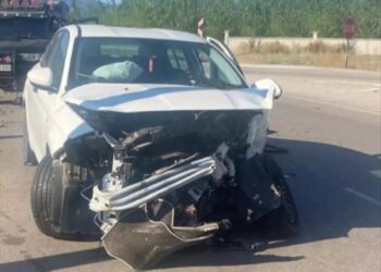 İki avtomobil toqquşdu: 6 yaralı