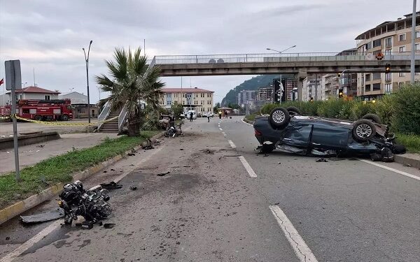Minik avtomobili və motosiklet toqquşdu: 2 ölü