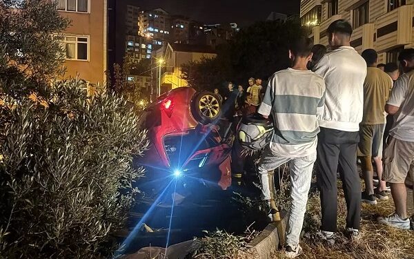 Avtomobil kömür depsuna aşdı