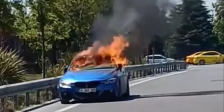 Hərəkətdə olan avtomobil yandı