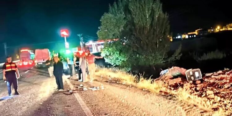 Minik avtomobili və traktor toqquşdu: 1 yaralı