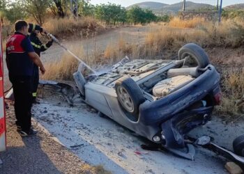 Avtomobil aşdı: Sürücü yaralandı