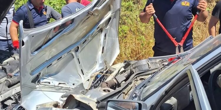 İki avtomobil toqquşdu: 5 yaralı