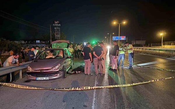 Avtomobil baryerələrə çırpıldı: 1 ölü