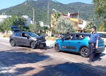 İki avtomobil toqquşdu: 5 yaralı