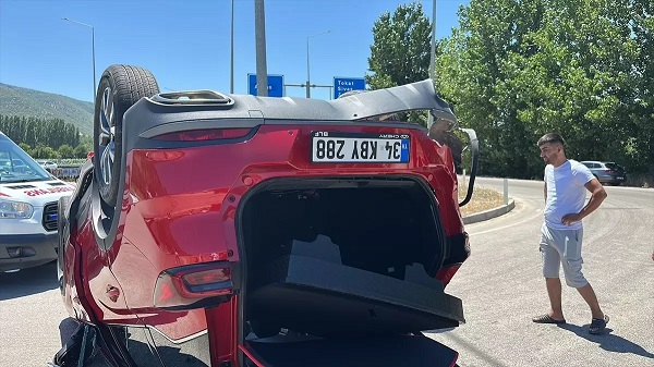 Avtomobil aşdı: 4 yaralı