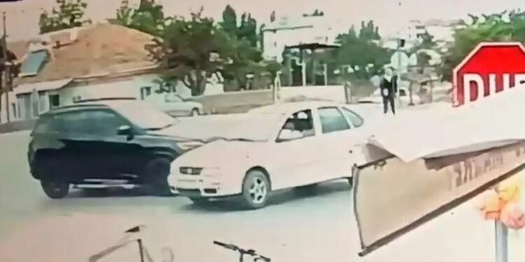 İki avtomobil toqquşdu: 5 yaralı