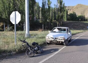 Minik avtomobili və elektirikli velosiped toqquşdu: 3 yaralı