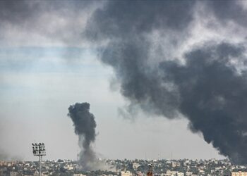 İsrail ordusu Xan Yunisə zərbələr endirdi: 4 ölü