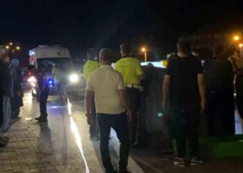 61 yaşlı qadını avtomobil vurdu