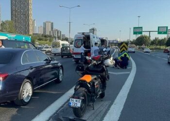 Minik avtomobili və motosiklet toqquşdu: 1 yaralı