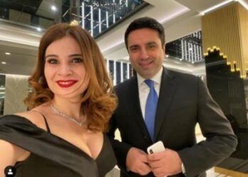Alen Simonyan həyat yoldaşından boşandı – Model Anelya Qubryanla münasibətdədir