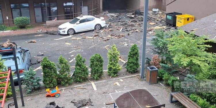 Kiyevdə Azərbaycan səfirliyinin yaxınlığı bombalandı: Ölənlər və yaralananlar var