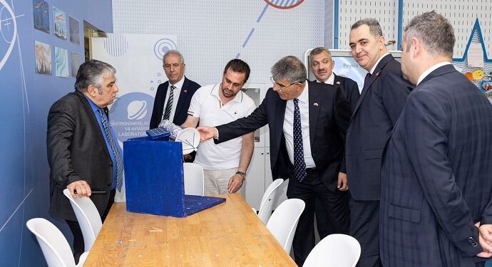 Türkiyənin Ali Məhkəməsinin sədr müavini “ASAN xidmət”də