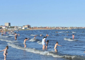 Novxanı çimərliyində FACİƏ – FHN axtarışlara başladı