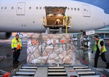 Mark Avreli heykəli 65 ildən sonra vətəni Türkiyəyə qaytarıldı-FOTOLAR