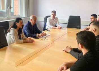 Fuad Hacıyevin rəhbərlik etdiyi nümayəndə heyəti Koventri Universitetinə səfər edib