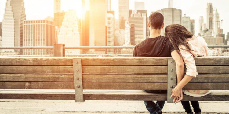 Psixoloqdan münasibətləri qoruyan 3 sadə sirr: Sevginin davamlılığı bu detallardadır