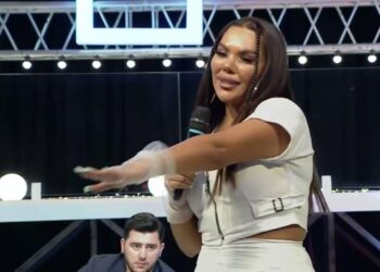 220 Minlik BMW Sürən Gənc Müğənni Kimdir? Canan “Həmin Zaur”da Etiraf Etdi – VİDEO