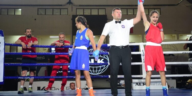 Avropa birinciliyi: 5 boksçumuz yarımfinala yüksəlib