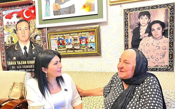 Deputat Elnarə Akimova şəhid general Polad Həşimovun ailəsini ziyarət etdi