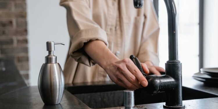 Bu ərazilərdə su olmayacaq - Qəza baş verdi