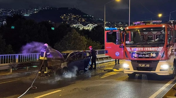 Hərəkətdə olan avtomobil yandı