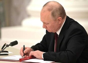 Putin Boqdanovu işdən çıxardı