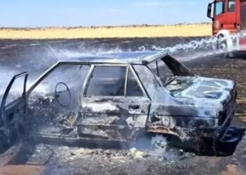 Parklanmış vəziyyətdə olan avtomobil yandı