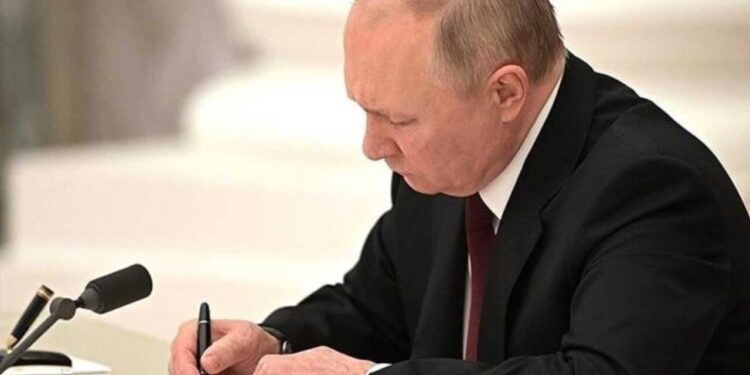 Putin Boqdanovu işdən çıxardı