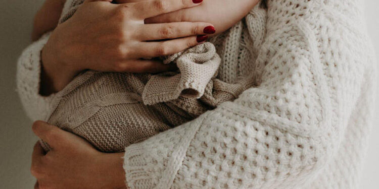 Azərbaycanda Ana Övladını "Qazel" Maşınına Dəyişmək İstədi – Canlı Yayımda Şok İddia