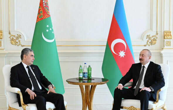 İlham Əliyevin Qurbanqulu Berdiməhəmmədov ilə görüşü olub - FOTOLAR