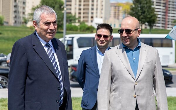 Uğur Erdenerin Anar Quliyevlə səmimi görüşü baş tutub