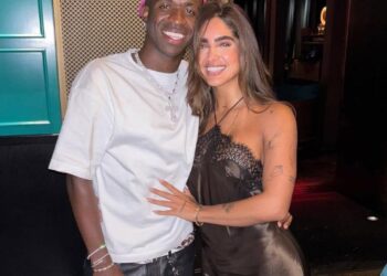 Bu FOTOlar “Real”ın ulduzunun keçmiş sevgilisini “dəliyə döndərdi”