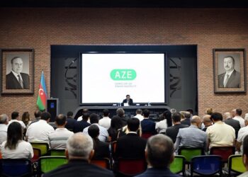 Fərid Qayıbov Azərbaycan İdman Akademiyasında idman federasiyalarının nümayəndələri ilə 21-ci görüşünü keçirib