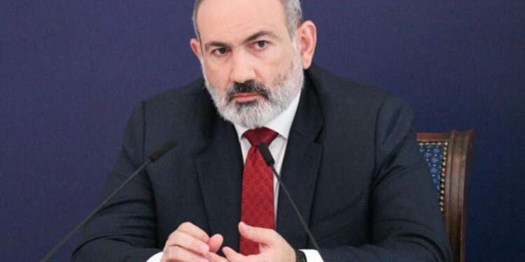 "Paşinyanın başı kəsilsin" - Erməni keşiş - VİDEO