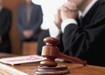 Azərbaycanda vəkillərin sayı açıqlandı