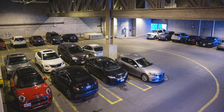 “İçərişəhər” stansiyasında yeraltı avtomobil dayanacağı tikiləcək