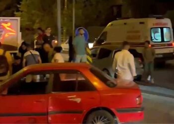 Minik avtomobili və motosiklet toqquşdu: 2 yaralı