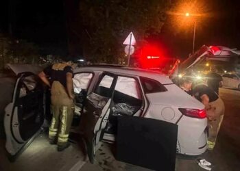 İki avtomobil toqquşdu: 8 yaralı