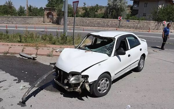 74 yaşlı piyadanı avtomobil vurdu