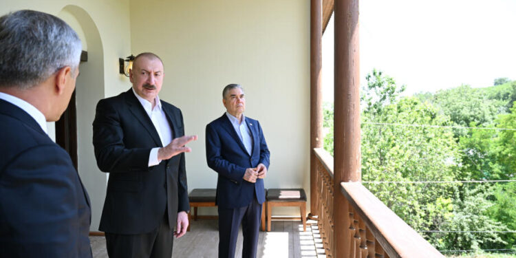 İlham Əliyev və Qurbanqulu Berdiməhəmmədov Şuşada Mehmandarovların malikanə kompleksində olublar - FOTOLAR