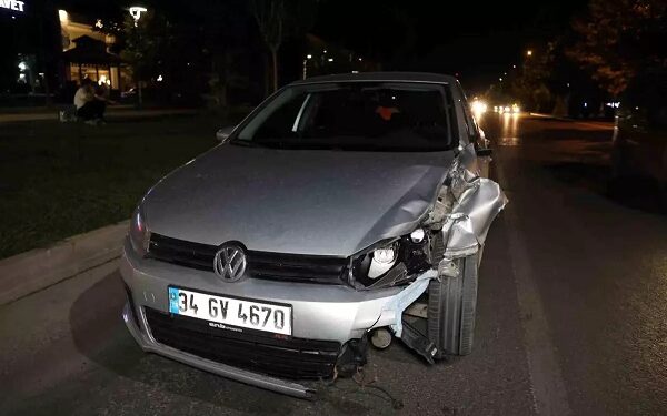 22 yaşlı piyadanı minik avtomobili vurdu