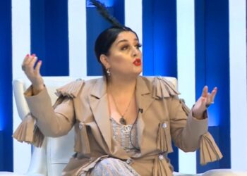 Elza Seyidcahan “Milli Mətbuat Günü”nə şeir həsr etdi – VİDEO