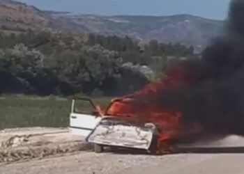 Hərəkətdə olan avtomobil yandı