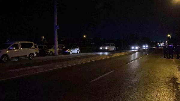 Minik avtomobili qadını vurdu: Sürücü qaçdı